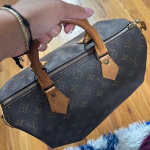 AUTHENTIC LOUIS VUITTON MONOGRAM SPEEDY 30